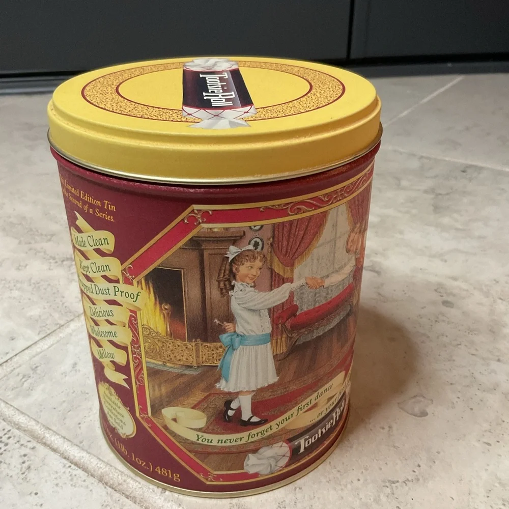 Ltd Edition 1993 Tootsie Roll You never forget your first dance collectible tin